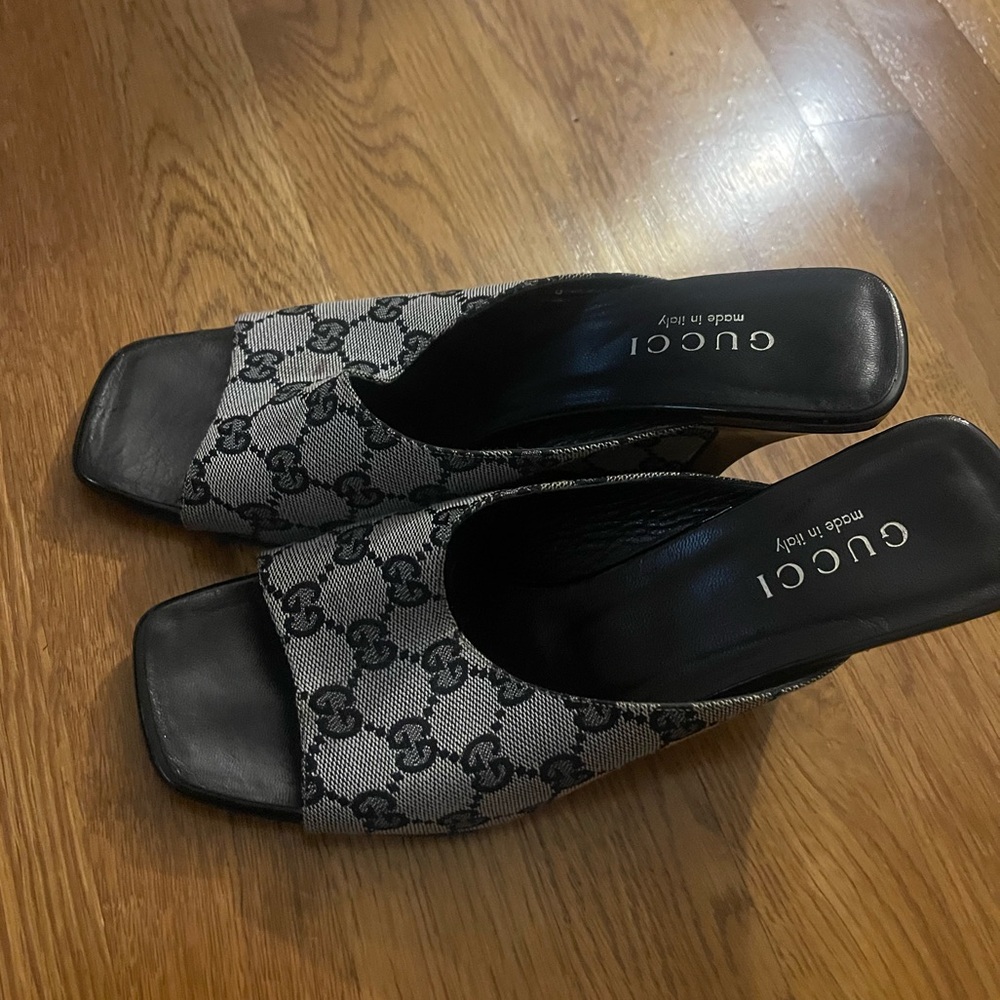 Gucci wedge sandals